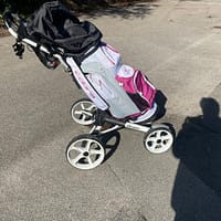 Golfsæt9 Golfsæt dame næsten ny Cobra med Clicgear vogn