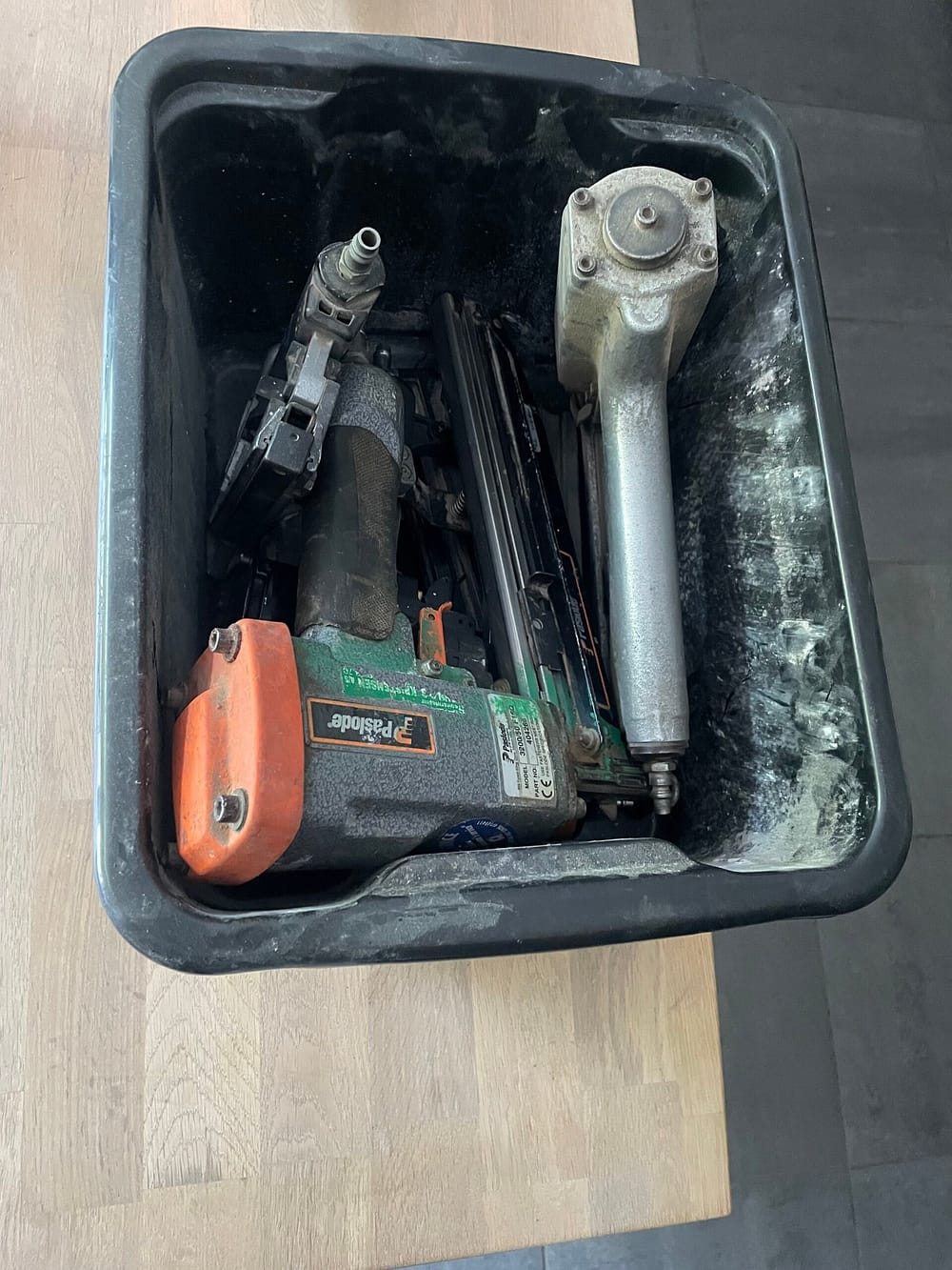 Lot søm Lot med sømpistoler