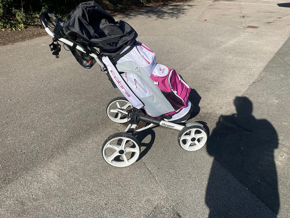 Golfsæt9 Golfsæt dame næsten ny Cobra med Clicgear vogn