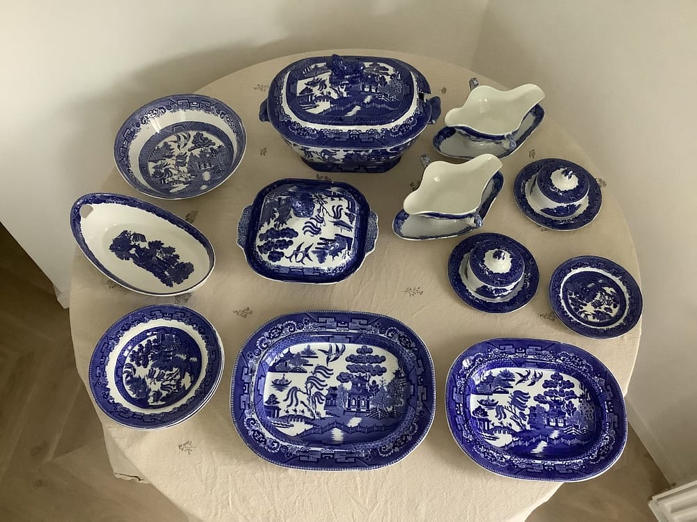 IMG_0610 Engelsk fajance stel fra Wedgwood & Co i Blue Willow
