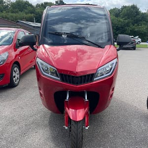 IMG_3041 Super lækker Kabine scooter i rød Helt ny