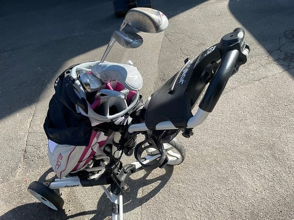 Golfsæt1 Golfsæt dame næsten ny Cobra med Clicgear vogn