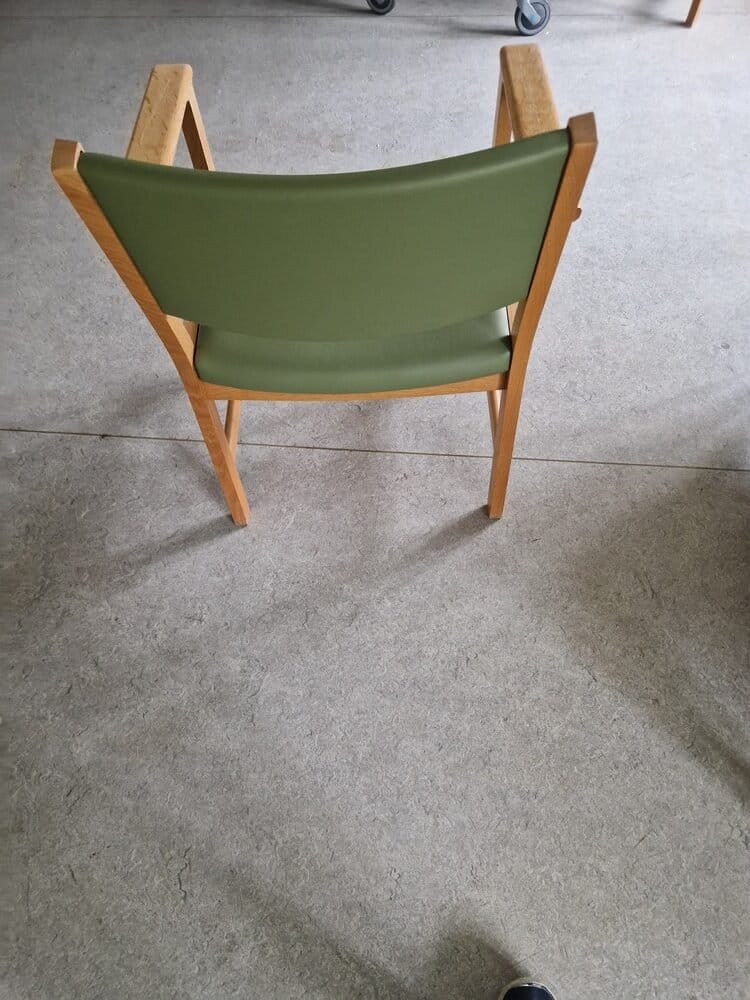 1000002342 Hans. J. Wegner Getama 1 sofa 2 stole