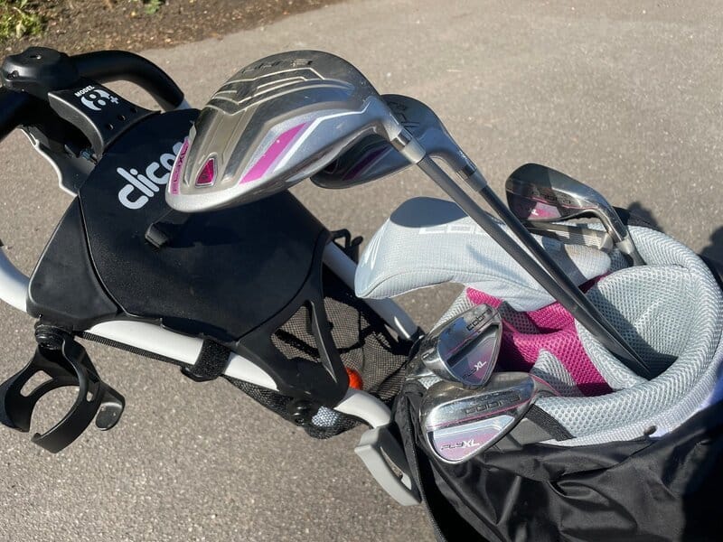 Golfsæt4 Golfsæt dame næsten ny Cobra med Clicgear vogn